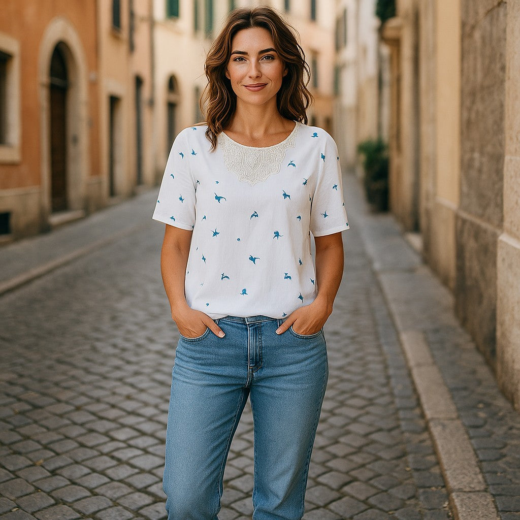 Bluza eleganta cu imprimeu si dantela