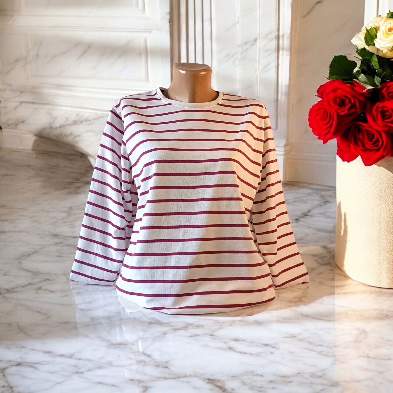 Bluza fashion cu guler rotund si dungi - AMG SHOP -  - 