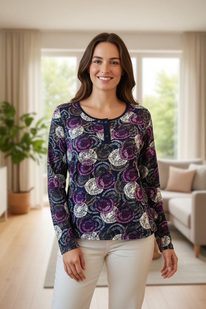 Bluza maneca lunga si nasturi la gat